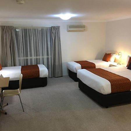 Tuckerbox Motor Inn Gundagai Kültér fotó